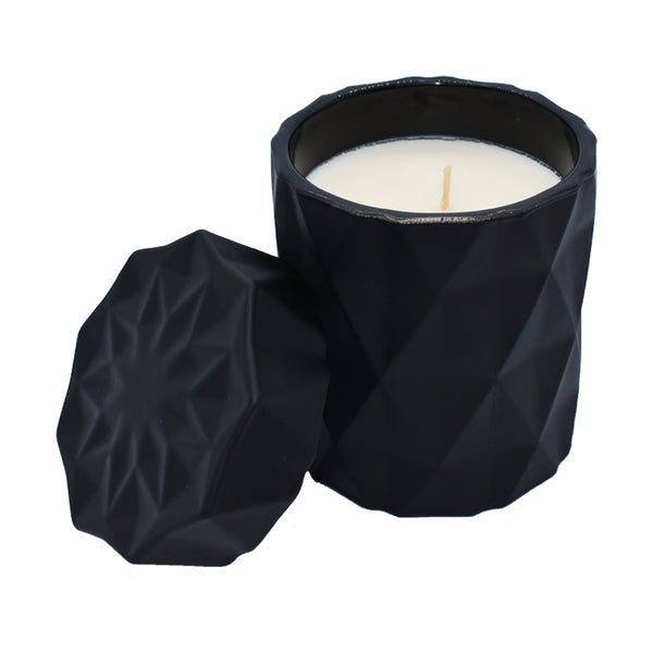 'E' Signature Candle